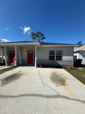 $1,300 | 1407 East 14th Street, Lynn Haven, FL 32444