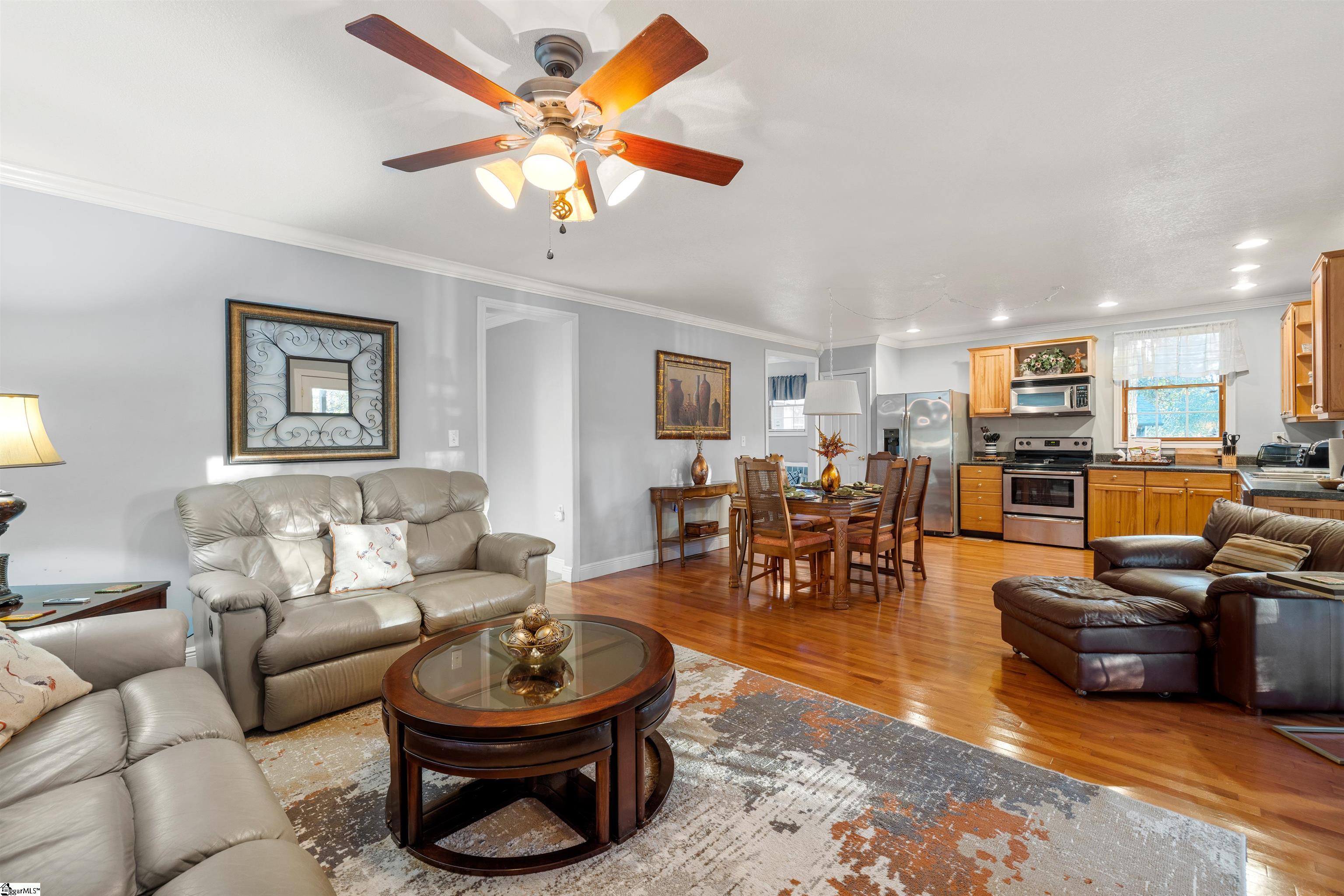 498 Coggins Shore Inman, SC 29349 - Photo 13 of 36