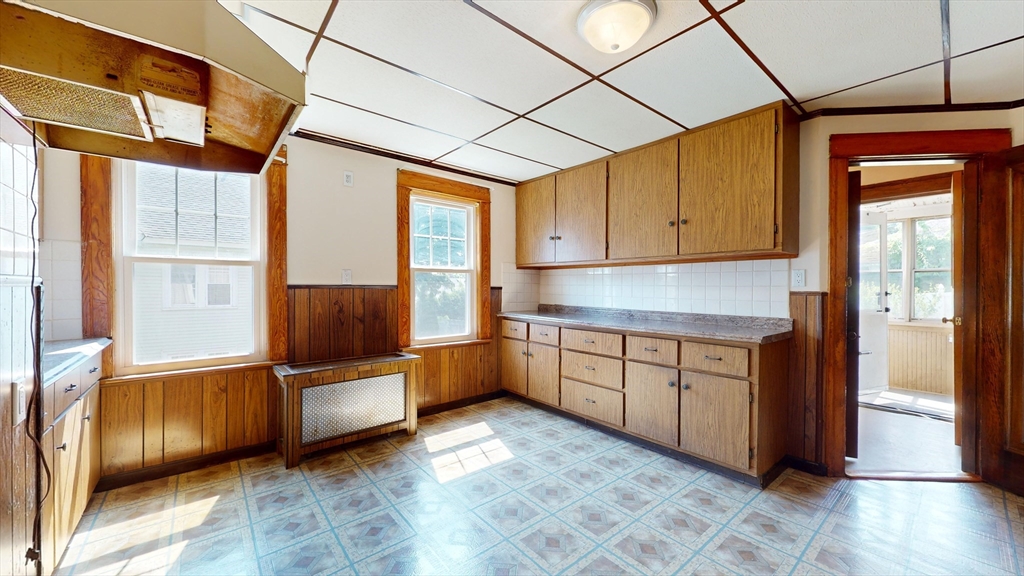 65 Sagamore Road Worcester, MA 01609 - Photo 16 of 42 Gallery Image 16