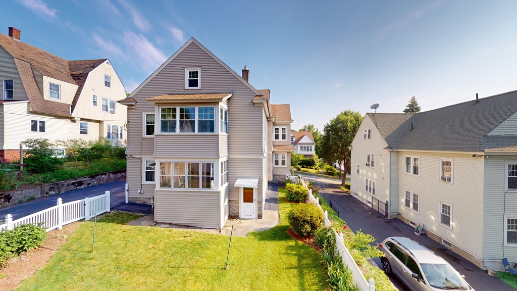 65 Sagamore Road Worcester, MA 01609 - Photo 8 of 42 Gallery Image 8