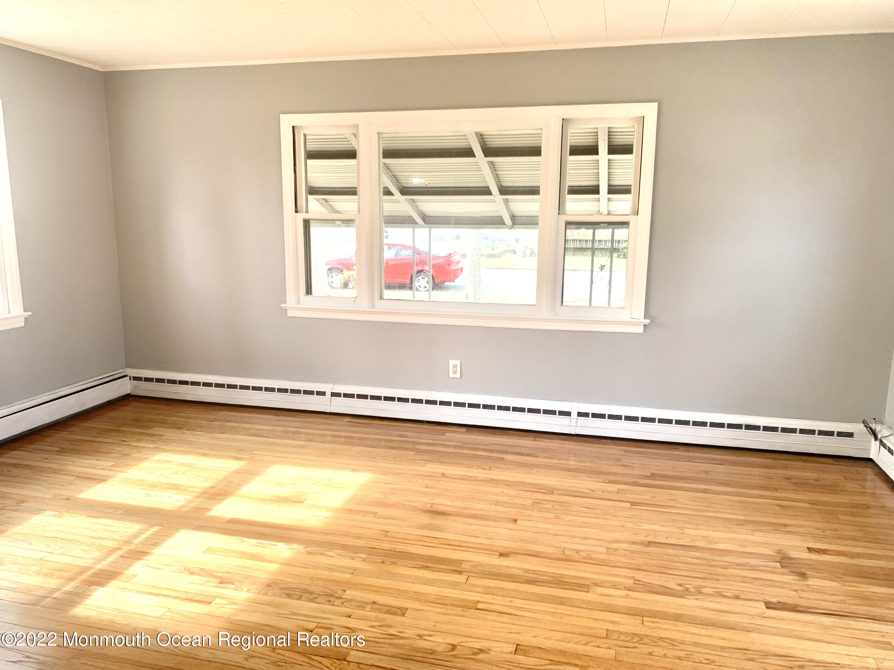 101 Martin Road Toms River, NJ 08753 - Photo 13 of 40 IMG_8196