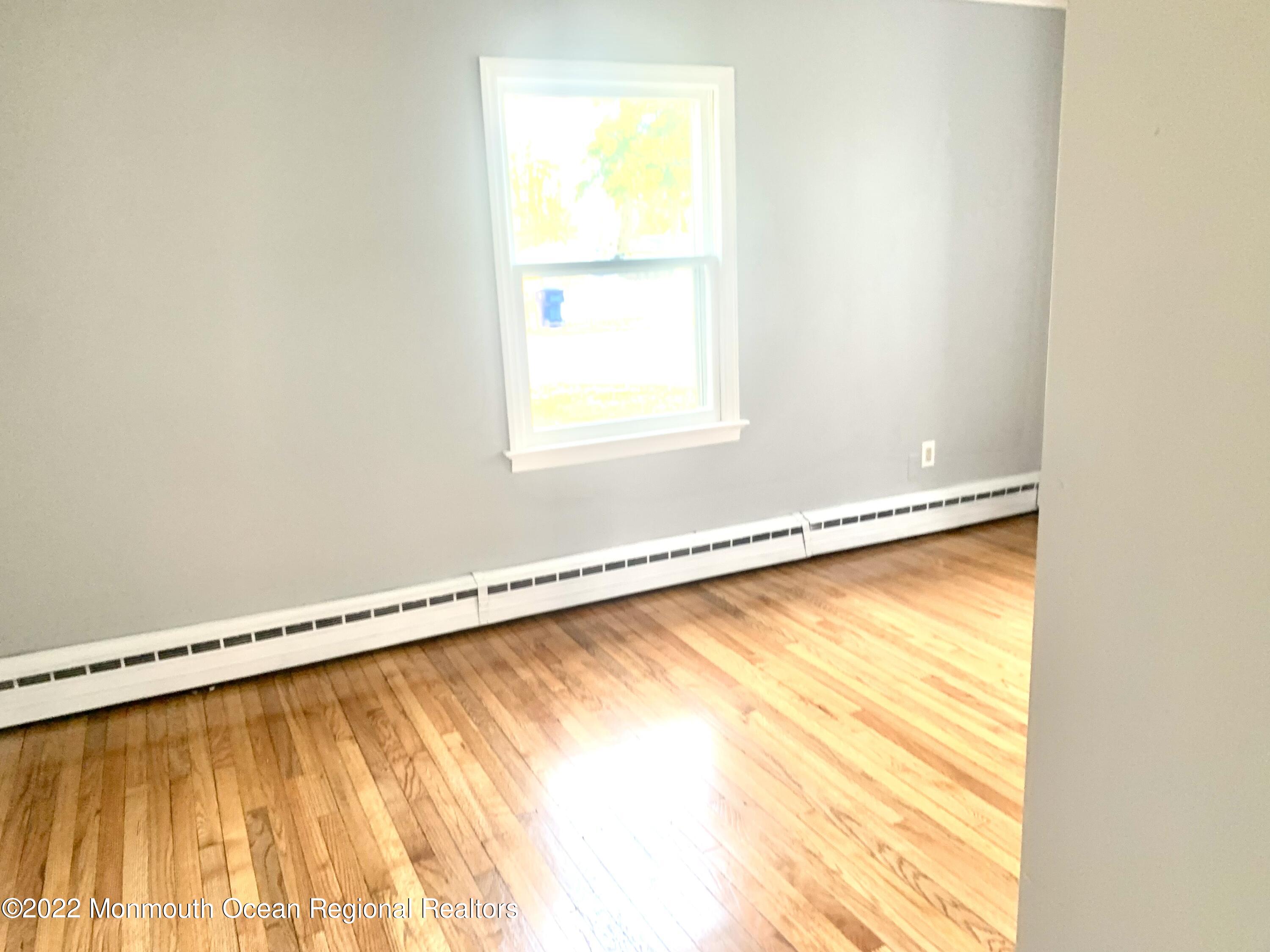 101 Martin Road Toms River, NJ 08753 - Photo 14 of 40 IMG_8207