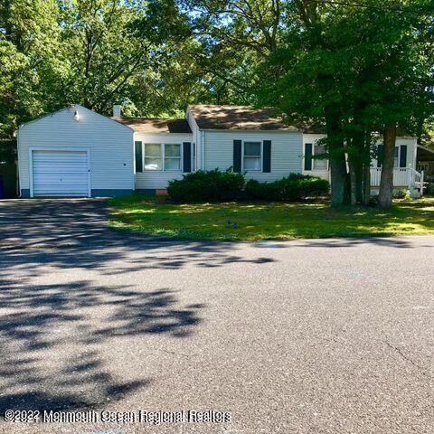 101 Martin Road Toms River, NJ 08753 - Photo 2 of 40 martin front1