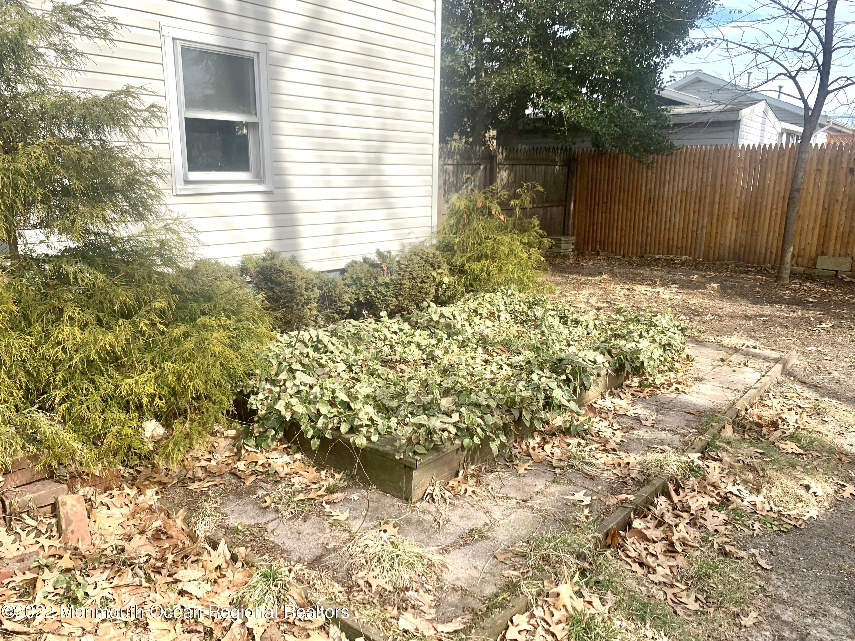 101 Martin Road Toms River, NJ 08753 - Photo 21 of 40 IMG_8221