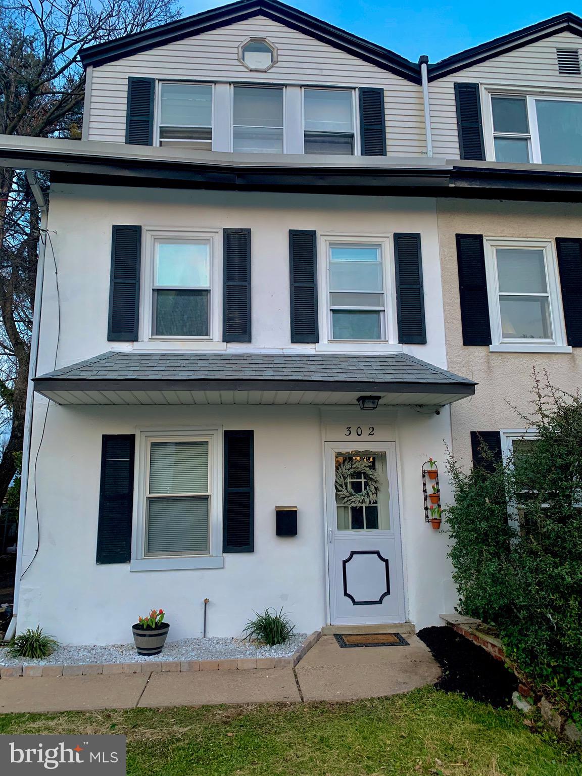 302 Highland Road Cheltenham, PA 19012 - Photo 1 of 57 Front of house
