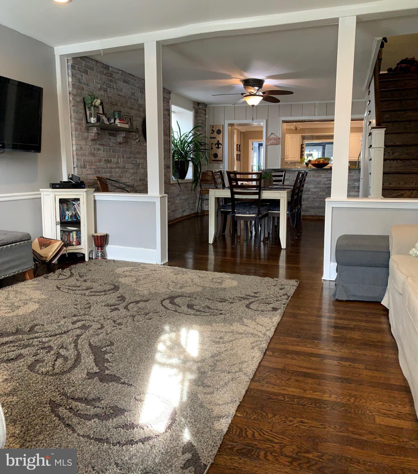 302 Highland Road Cheltenham, PA 19012 - Photo 5 of 57 Living Room