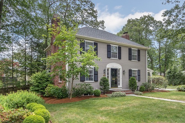 20 Pine Ridge Road Reading, MA 01867 - Photo 2 of 28 Gallery Image 2