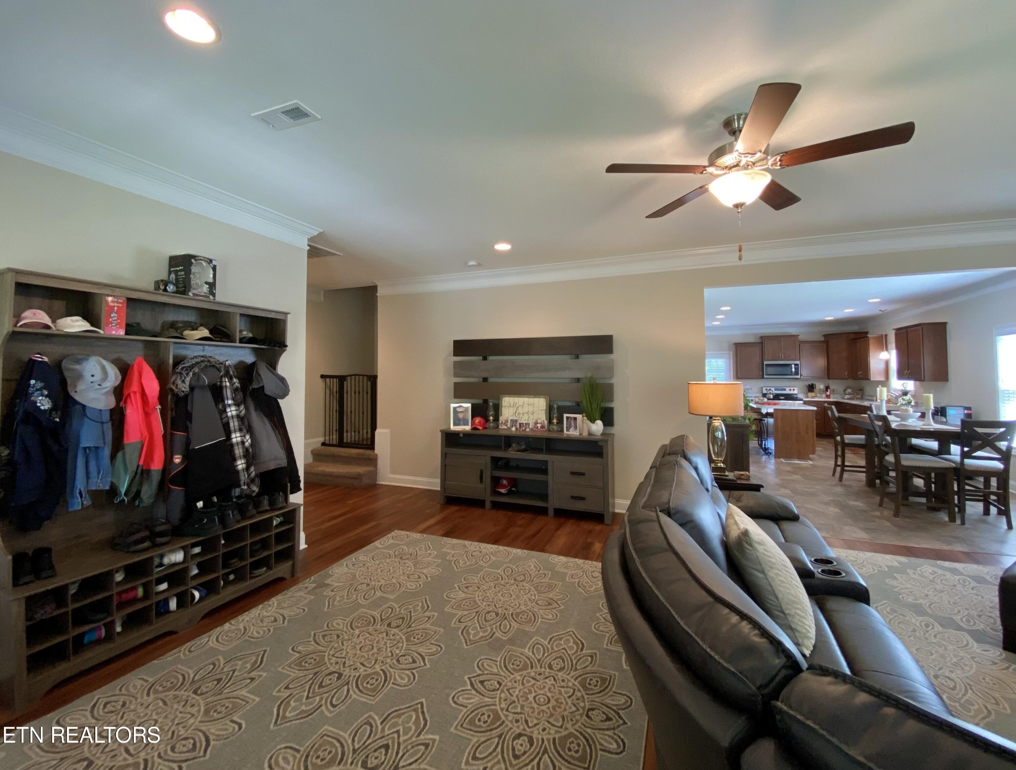 135 Fallberry Street Oak Ridge, TN 37830 - Photo 12 of 46 Gallery Image 12