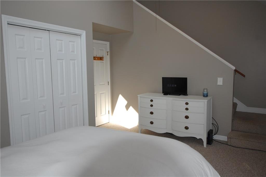 9 Meagans Way, Unit 5 Windham, ME 04062 - Photo 14 of 23 Sun filled bedroom!