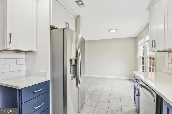 $3,200 | 10257 Friendship Court, Fairfax, VA 22032