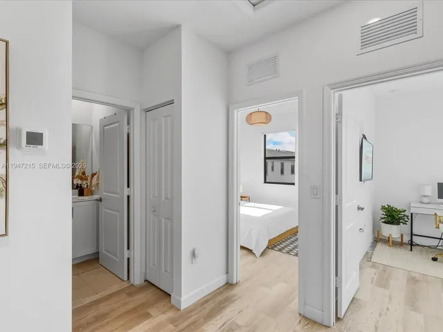 $580,000 | 544 Northeast 206th Lane, Miami, FL 33179