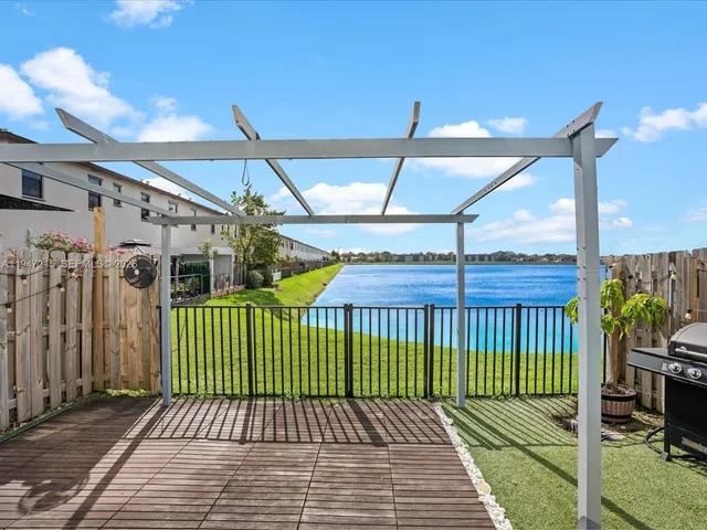 $580,000 | 544 Northeast 206th Lane, Miami, FL 33179