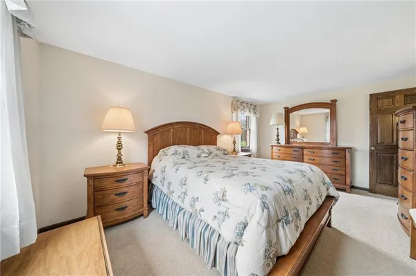 $439,900 | 5061 Northlawn Circle, Murrysville, PA 15668