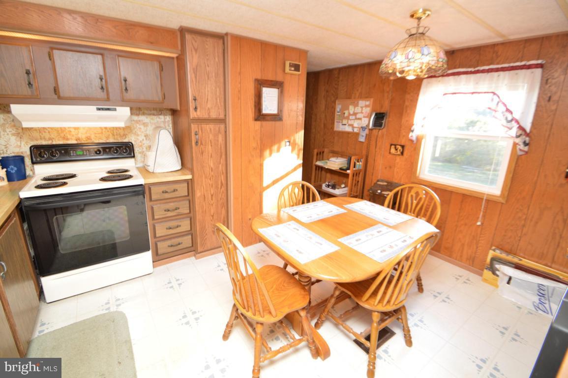 4949 Elizabethtown Road Manheim, PA 17545 - Photo 11 of 28