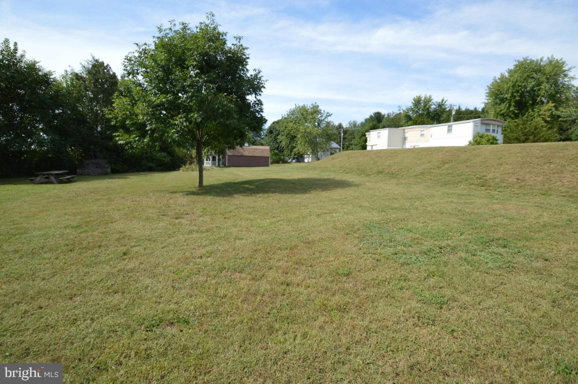 4949 Elizabethtown Road Manheim, PA 17545 - Photo 26 of 28