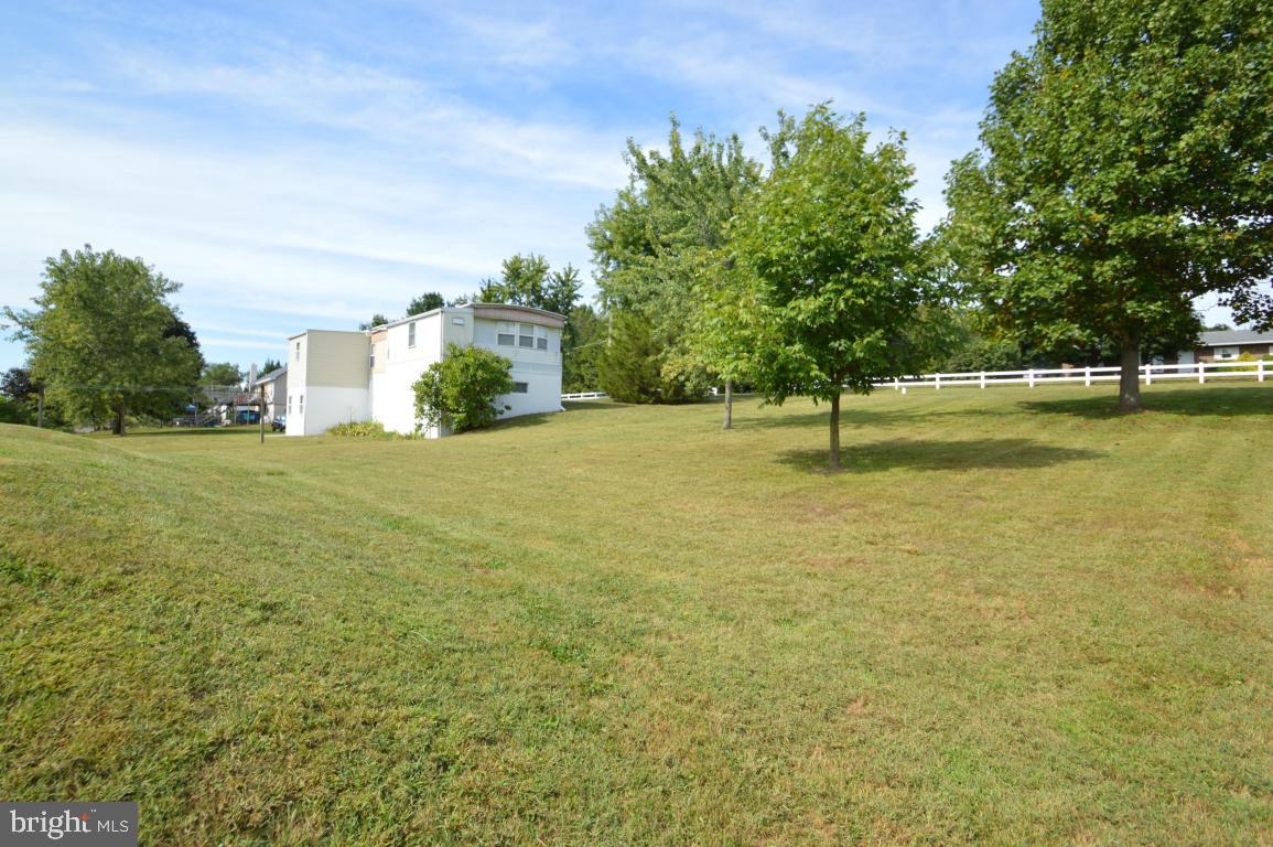 4949 Elizabethtown Road Manheim, PA 17545 - Photo 7 of 28