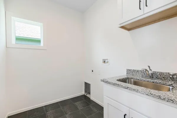 $723,397 | 4005 West 158th Place, Overland Park, KS 66224
