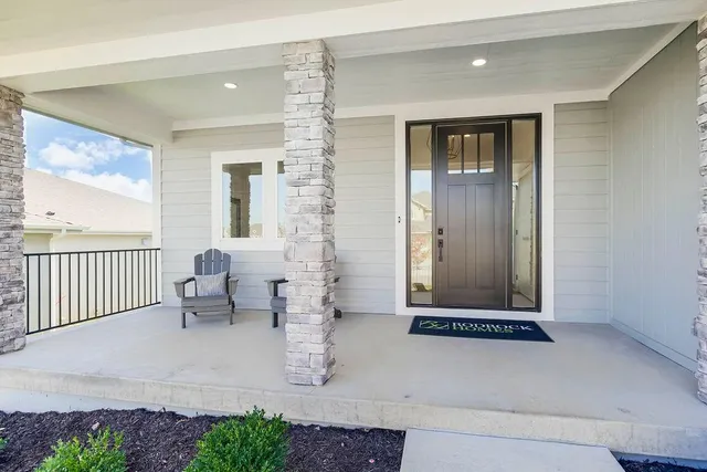 $711,682 | 4005 West 158th Place, Overland Park, KS 66224