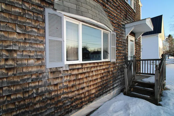 $114,900 | 13 Willard Street, Houlton, ME 04730