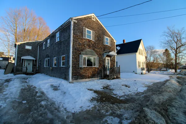 $114,900 | 13 Willard Street, Houlton, ME 04730