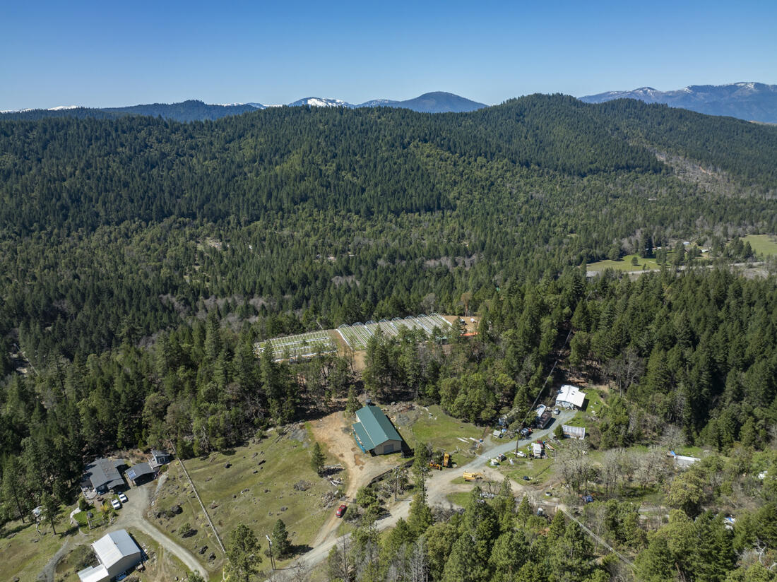 550 Terrace Heights Road Selma, OR 97538 - Photo 4 of 26 DJI_0008