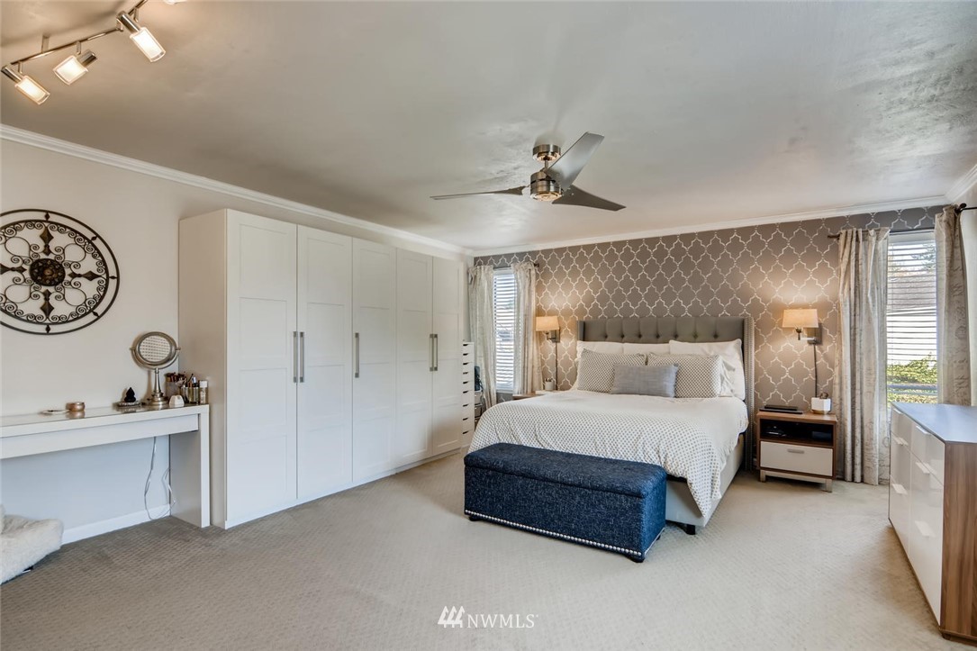16224 Southeast 178th Street Renton, WA 98058 - Photo 11 of 23 Gallery Image 11