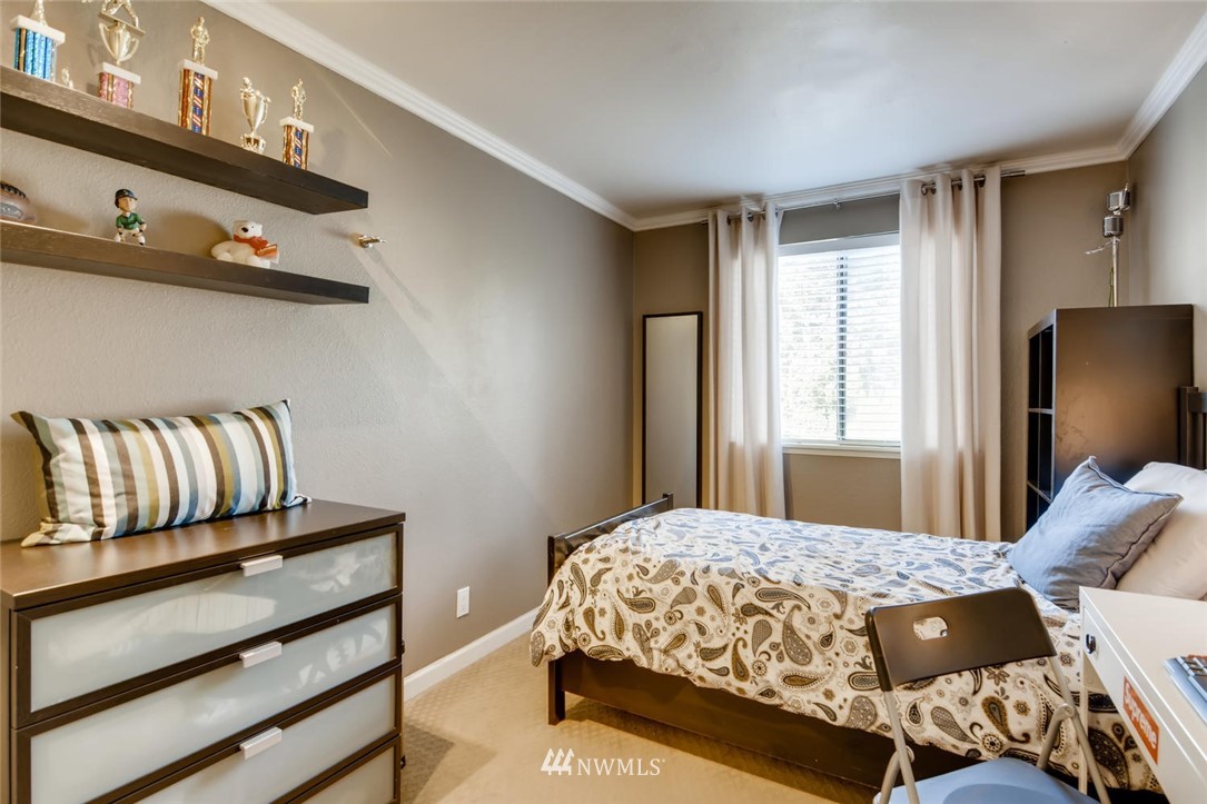 16224 Southeast 178th Street Renton, WA 98058 - Photo 14 of 23 Gallery Image 14