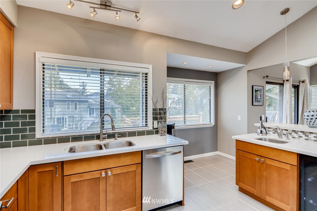 16224 Southeast 178th Street Renton, WA 98058 - Photo 8 of 23 Gallery Image 8