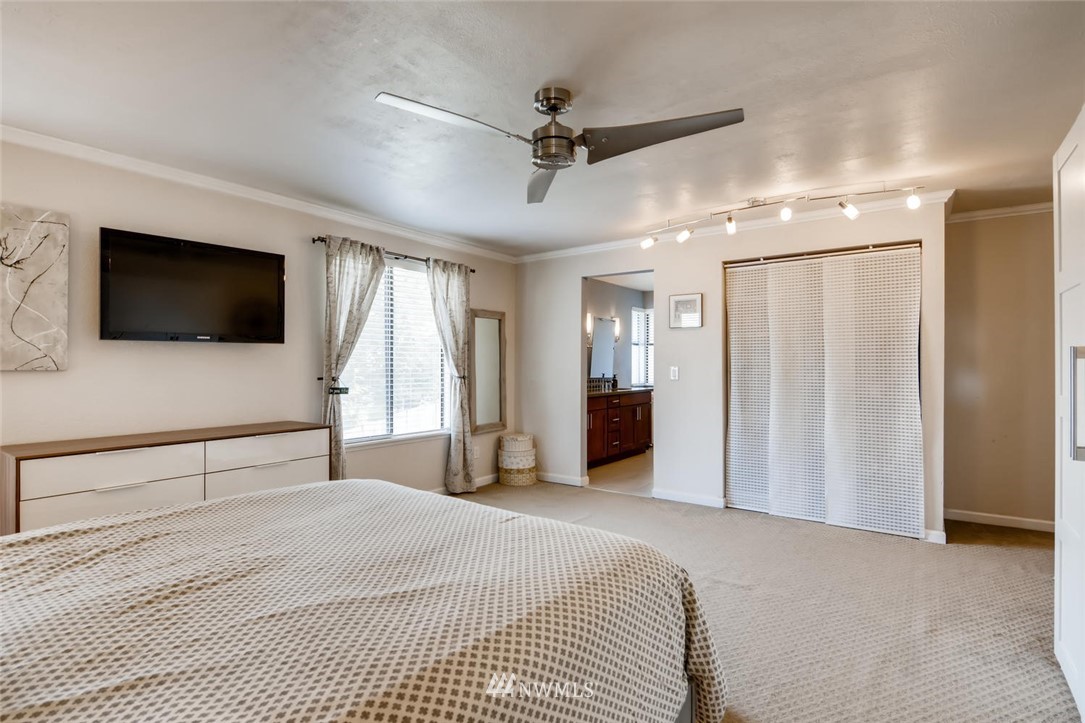 16224 Southeast 178th Street Renton, WA 98058 - Photo 10 of 23 Gallery Image 10