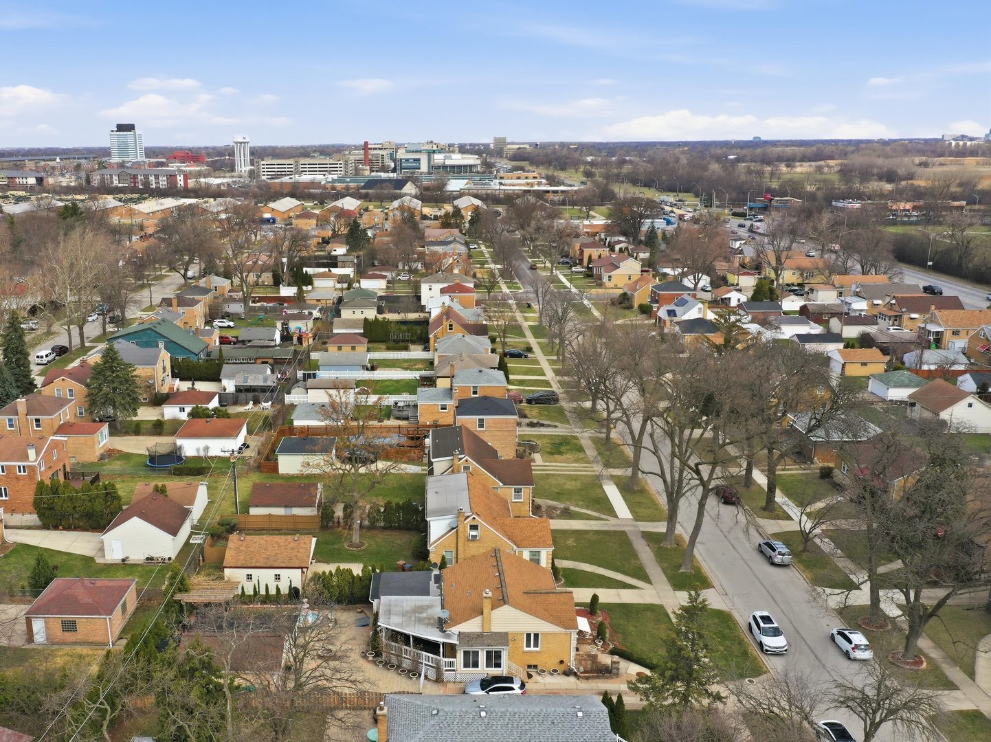 2352 2nd Avenue North Riverside, IL 60546 - Photo 36 of 37 an aerial view of residential houses with city view