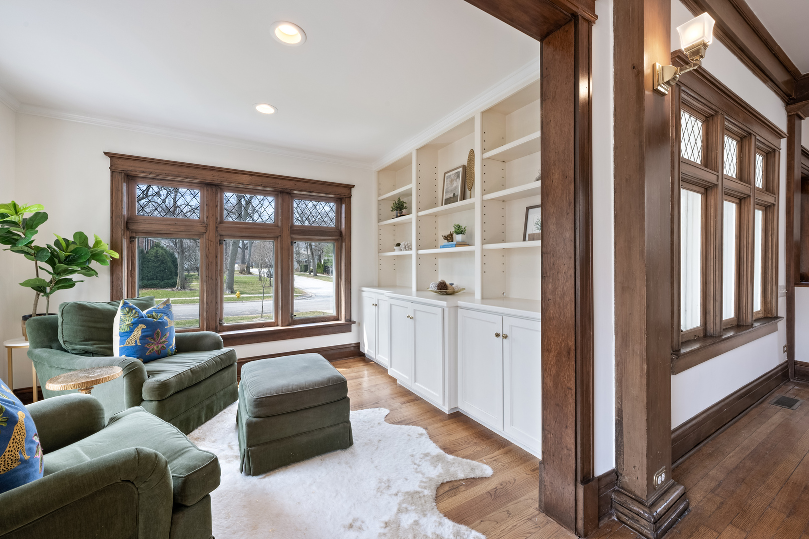 841 Prospect Avenue Winnetka, IL 60093 - Photo 6 of 35 a living room with furniture and a window