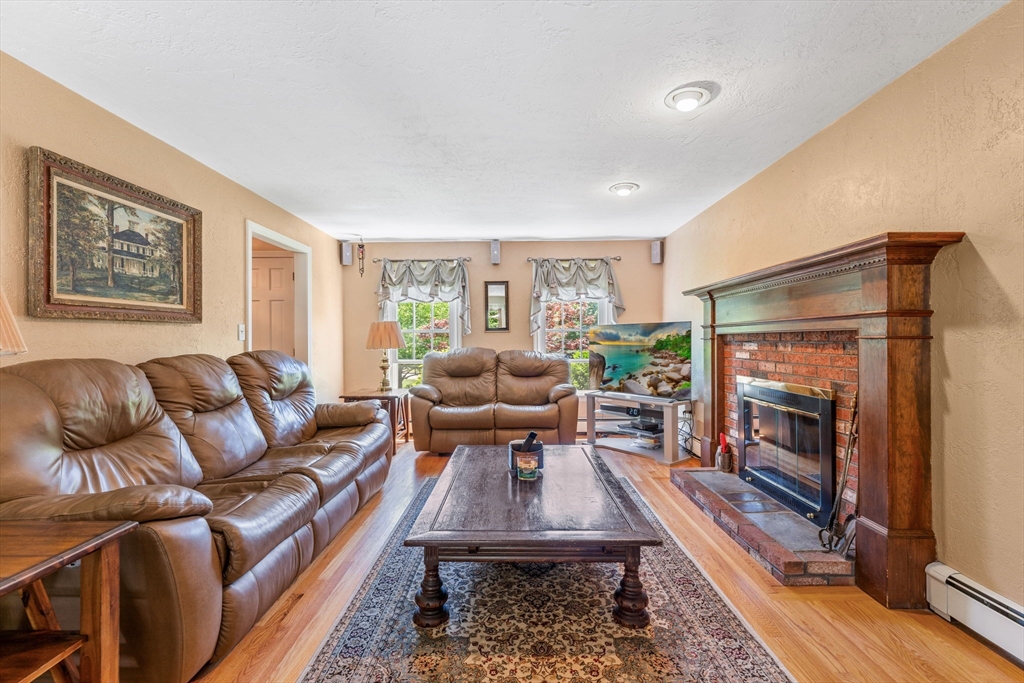 4 Stephanie Road Medway, MA 02053 - Photo 15 of 42 Gallery Image 15