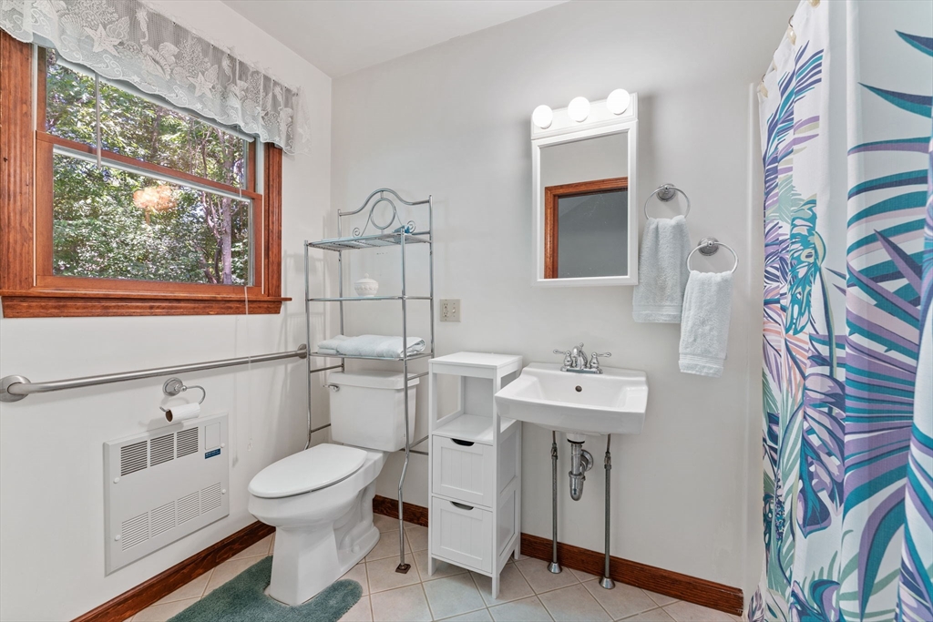 4 Stephanie Road Medway, MA 02053 - Photo 21 of 42 Gallery Image 21