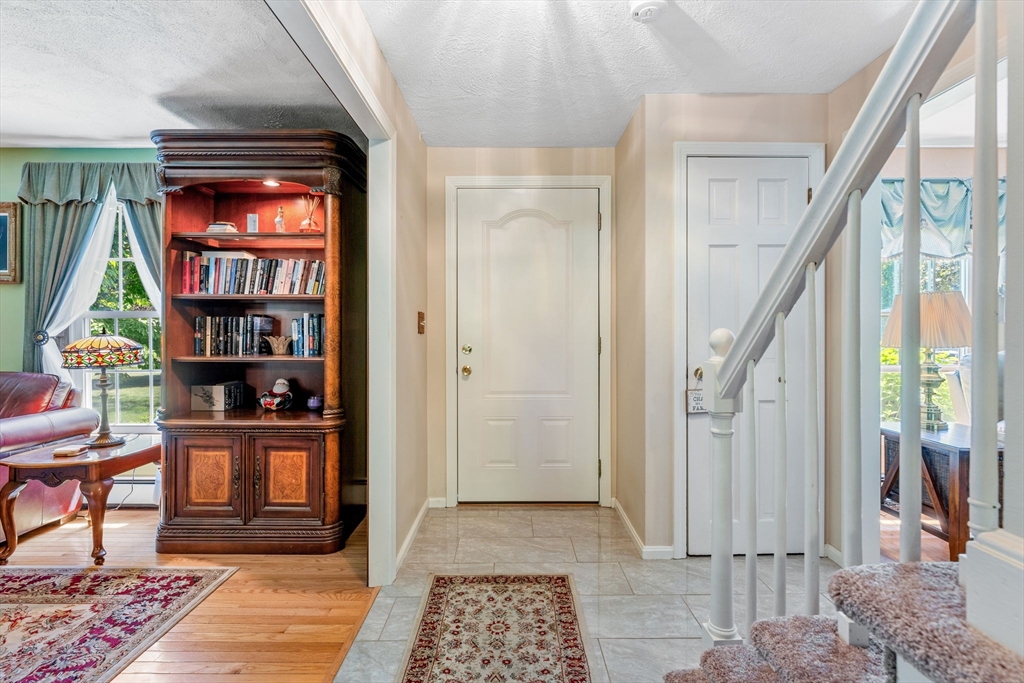 4 Stephanie Road Medway, MA 02053 - Photo 5 of 42 Gallery Image 5
