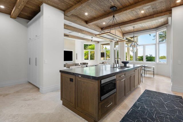 $35,000,000 | 3208 Pilots Point Circle, Jupiter, FL 33477