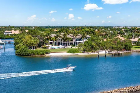$35,000,000 | 3208 Pilots Point Circle, Jupiter, FL 33477