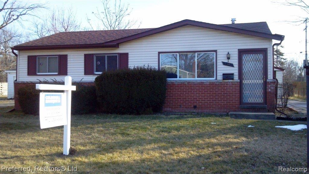 2342 Ravinewood Ypsilanti, MI 48198 - Photo 2 of 6 2012-02-20_16-10-34_788.jpg