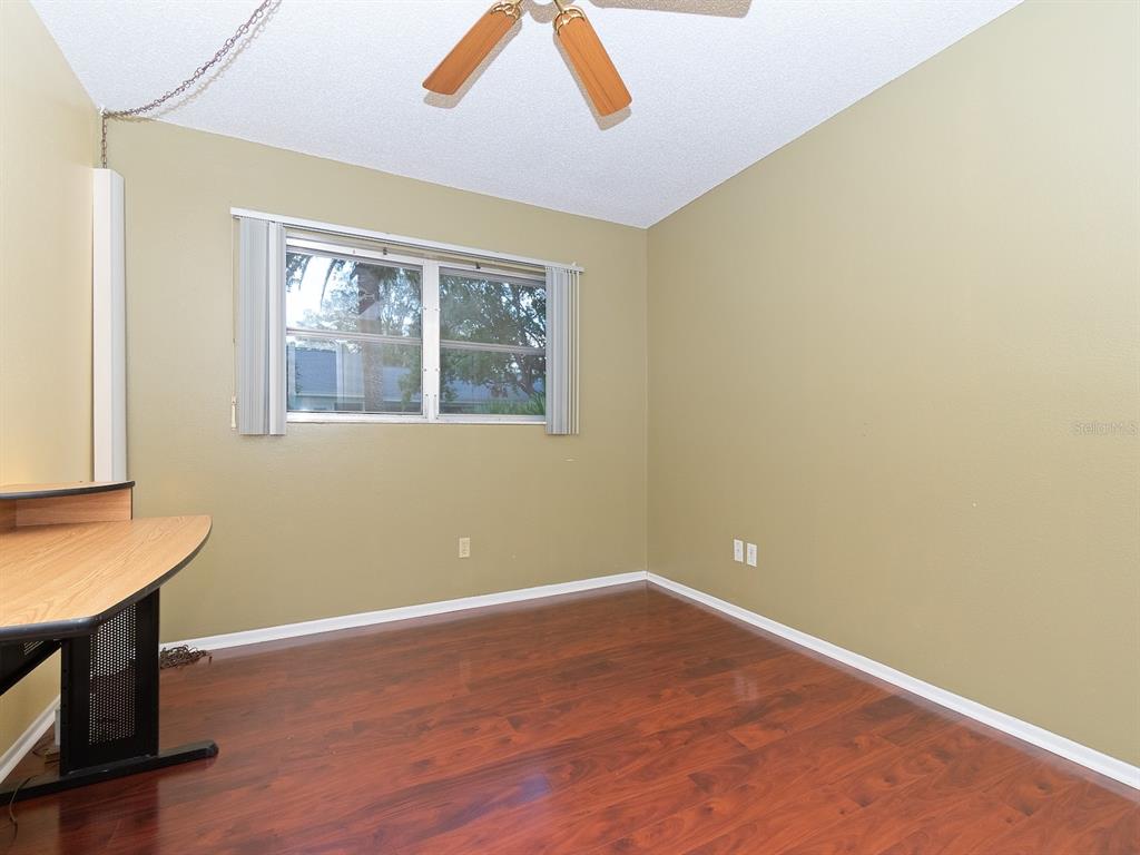 2465 Northside Drive, Unit 906 Clearwater, FL 33761 - Photo 12 of 33