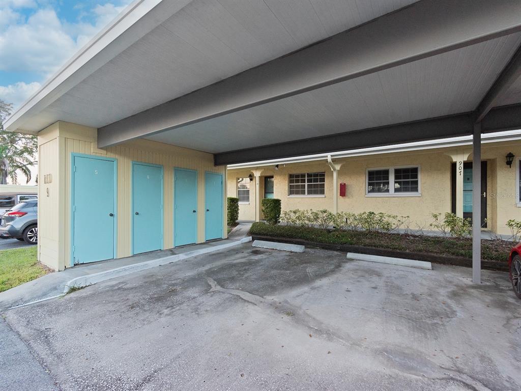 2465 Northside Drive, Unit 906 Clearwater, FL 33761 - Photo 2 of 33