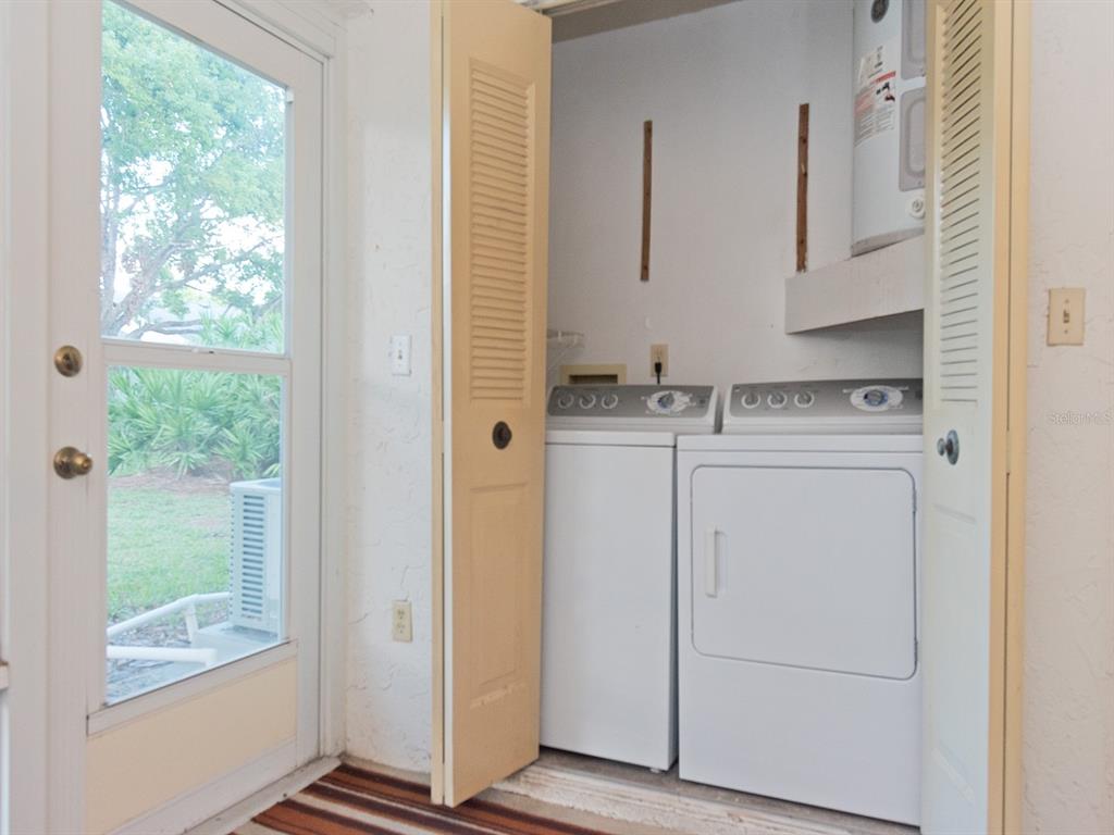 2465 Northside Drive, Unit 906 Clearwater, FL 33761 - Photo 21 of 33