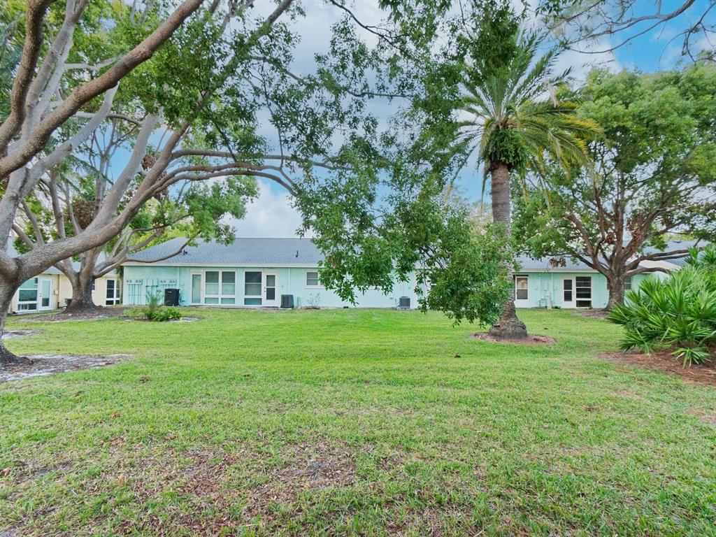 2465 Northside Drive, Unit 906 Clearwater, FL 33761 - Photo 22 of 33