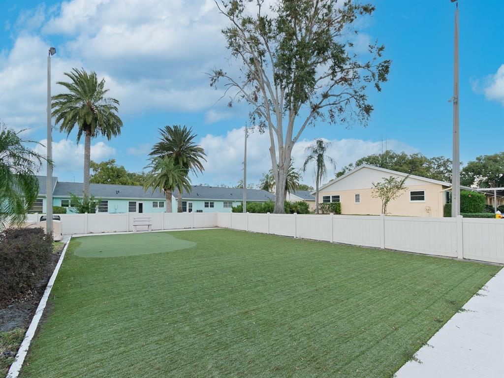 2465 Northside Drive, Unit 906 Clearwater, FL 33761 - Photo 26 of 33