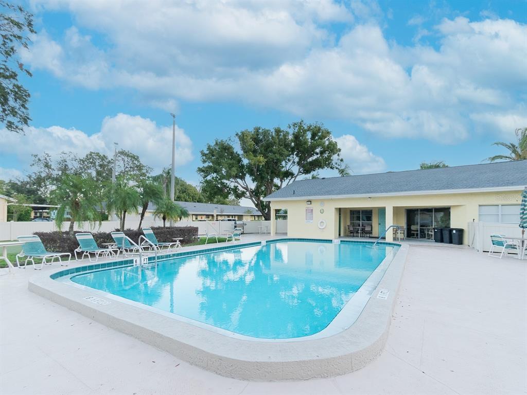 2465 Northside Drive, Unit 906 Clearwater, FL 33761 - Photo 28 of 33