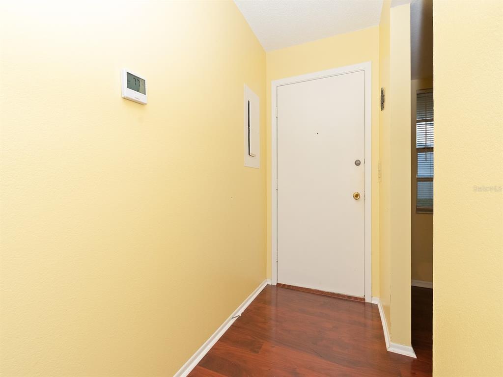 2465 Northside Drive, Unit 906 Clearwater, FL 33761 - Photo 3 of 33