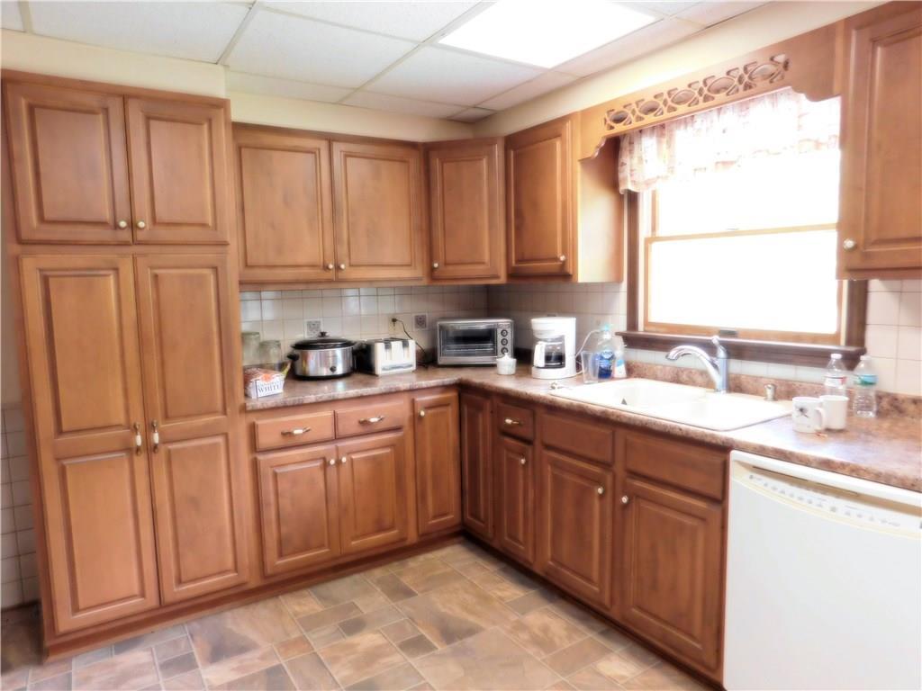 246 Lindsey Road Newburgh, ME 04444 - Photo 8 of 35 Photo