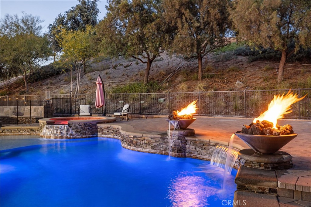 16352 Sierra Heights Drive Riverside, CA 92503 - Photo 8 of 75
