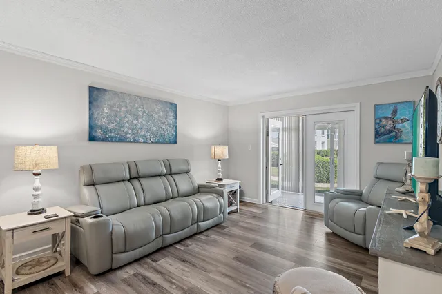 $275,000 | 3857 Indian Trail, Unit 108, Destin, FL 32541