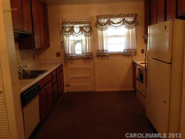 9104 Singingpine Road, Unit 12 Charlotte, NC 28214 - Photo 8 of 9 Gallery Image 8