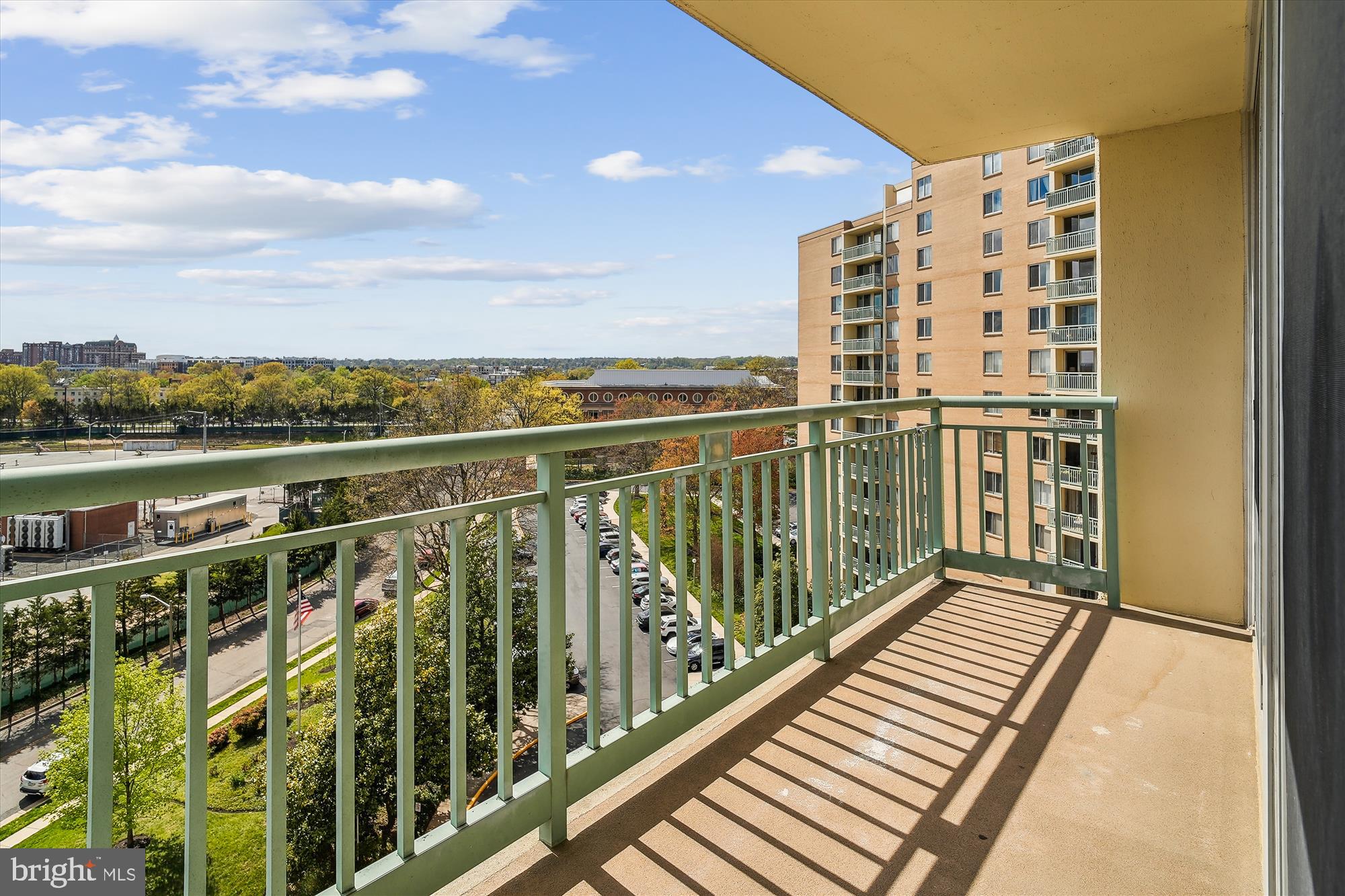 501 Slaters Lane, Unit 806 Alexandria, VA 22314 - Photo 20 of 68