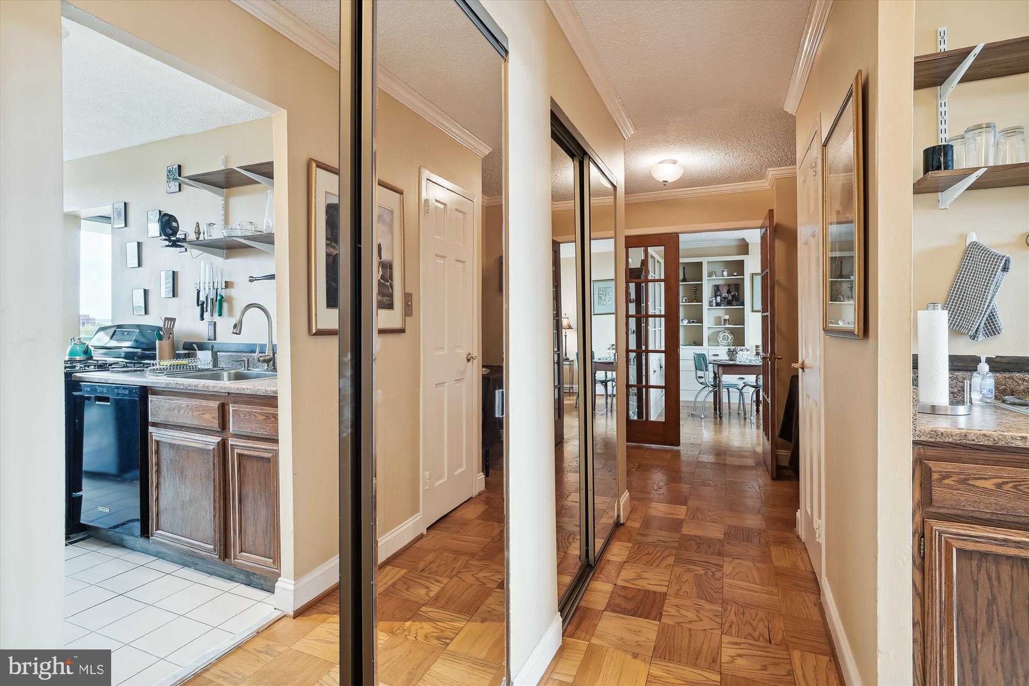 501 Slaters Lane, Unit 806 Alexandria, VA 22314 - Photo 24 of 68